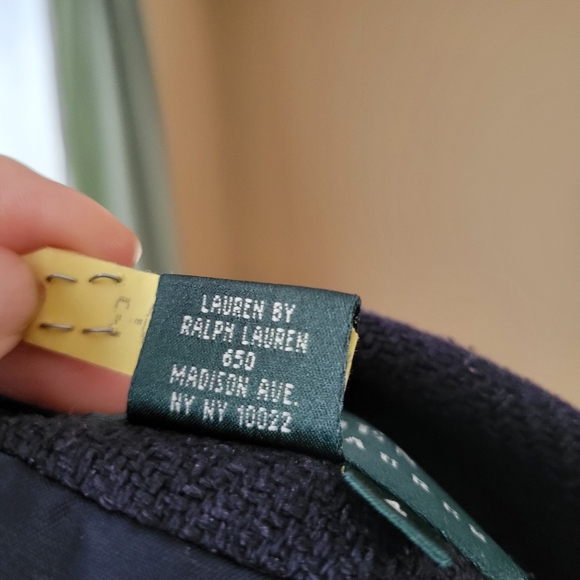 Ralph Lauren Navy Women's Blazer with White Buttons 100% Silk Size 4 - Picture 9 of 10